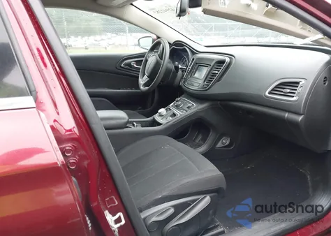 2016 Chrysler 200 Limited z USA, uszkodzony, nr VIN 1C3CCCABXGN128561